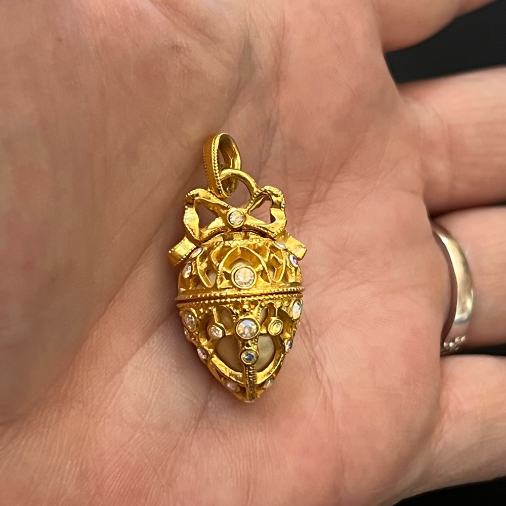 Joan Rivers Vintage Faberge Gold Filigree Egg Locket